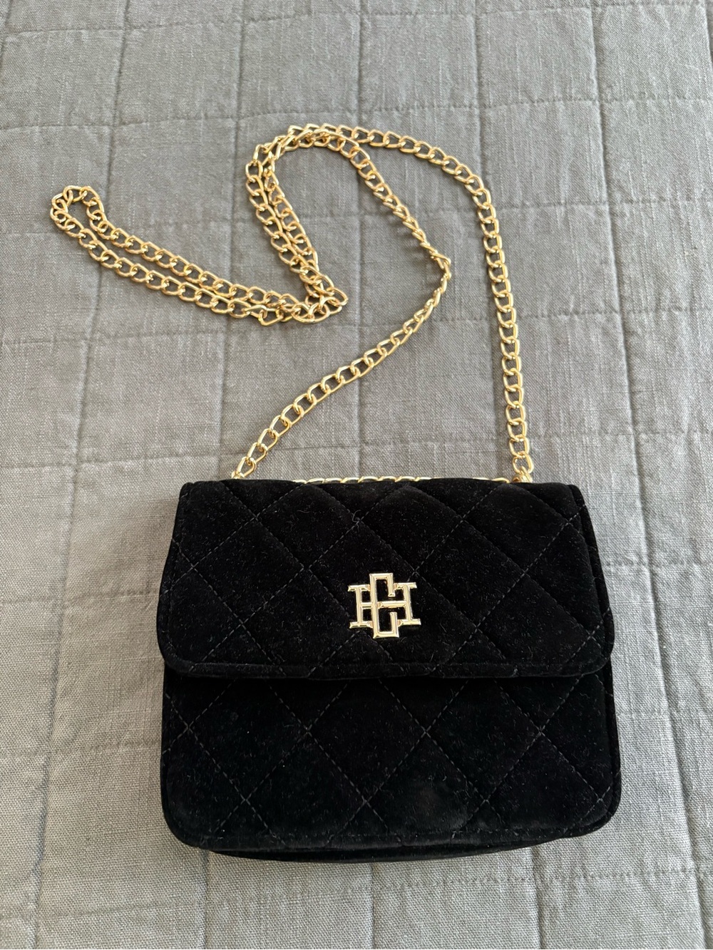 Caroline Hill Asher Quilted black velvet gold chain Crossbody purse